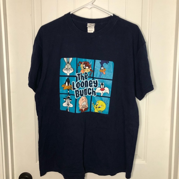 Looney Tunes Bunch Brady T-shirt - Picture 1 of 7